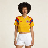 Cropped Colombia Retro Home 1990